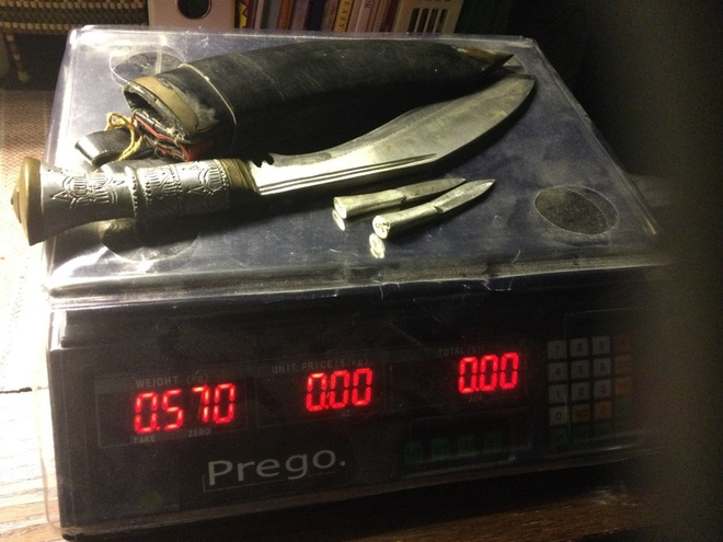 36cm puukko ja 2kpl pikkupuukot samassa tupessa