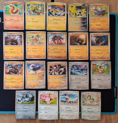 Pokemon kortit 19kpl (#84 Temporal Forces)