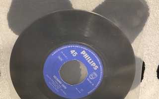 Tuula Ja Paula – Keltainen lintu / Pepito 7"