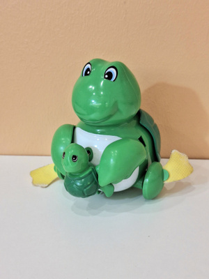 Tomy vedettävä lelu