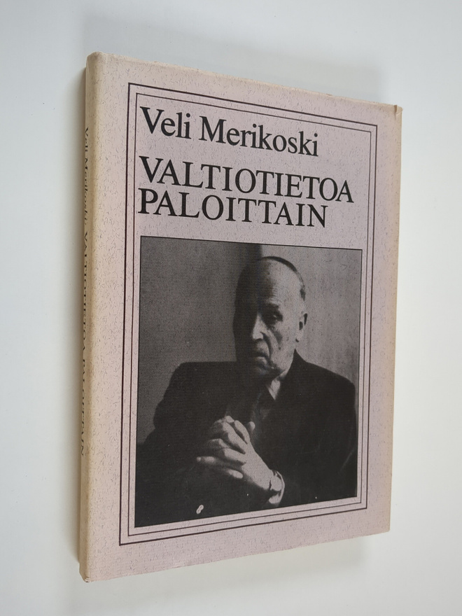 V. Merikoski : Valtiotietoa paloittain