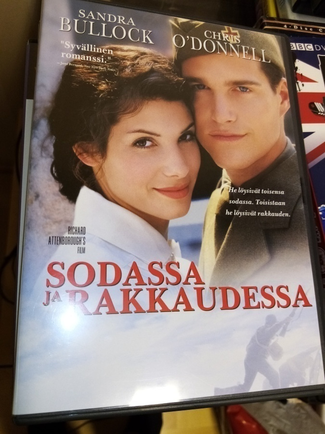DVD SODASSA JA RAKKAUDESSA ( SIS POSTIKULU  )