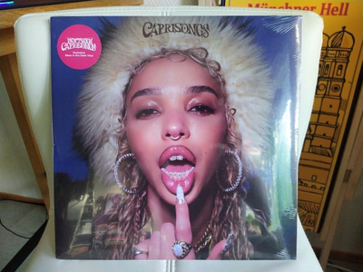 FKA TWIGS - CAPRISONGS GLOW IN THE DARK VINYL LP *UUSI!*