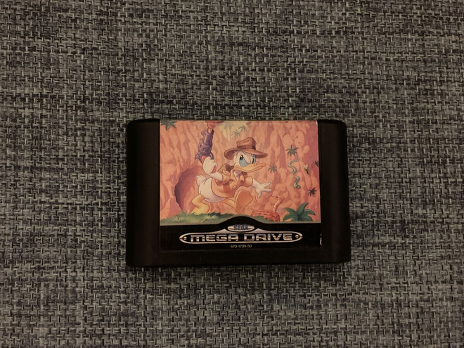 Sega Mega Drive: Quackshot starring Donald Duck (L)