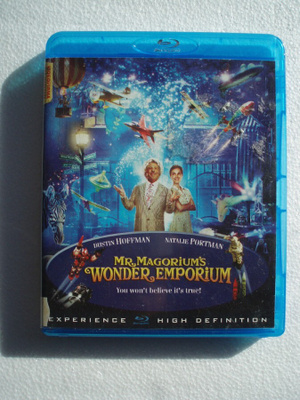 Lumottu lelukauppa Blu-ray