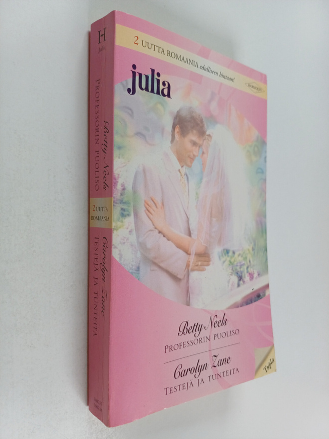 Betty Neels ym. : Professorin puoliso ; Testejä ja tuntei...