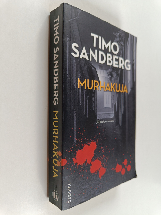 Timo Sandberg : Murhakuja : jännitysromaani