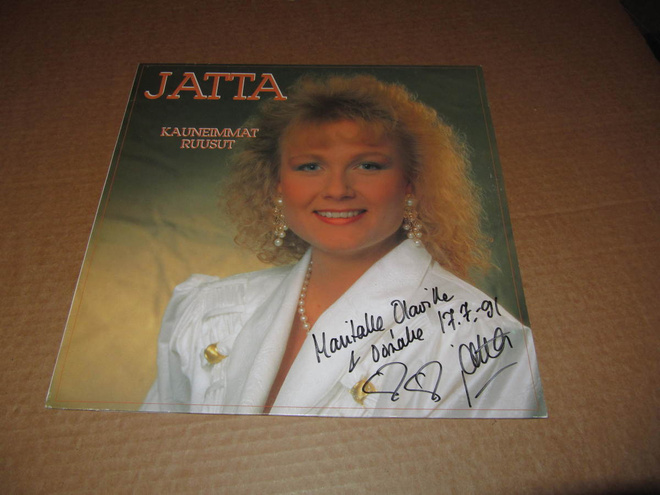 Jatta LP Kauneimmat Ruusut v.1991 NIMMARILLA!