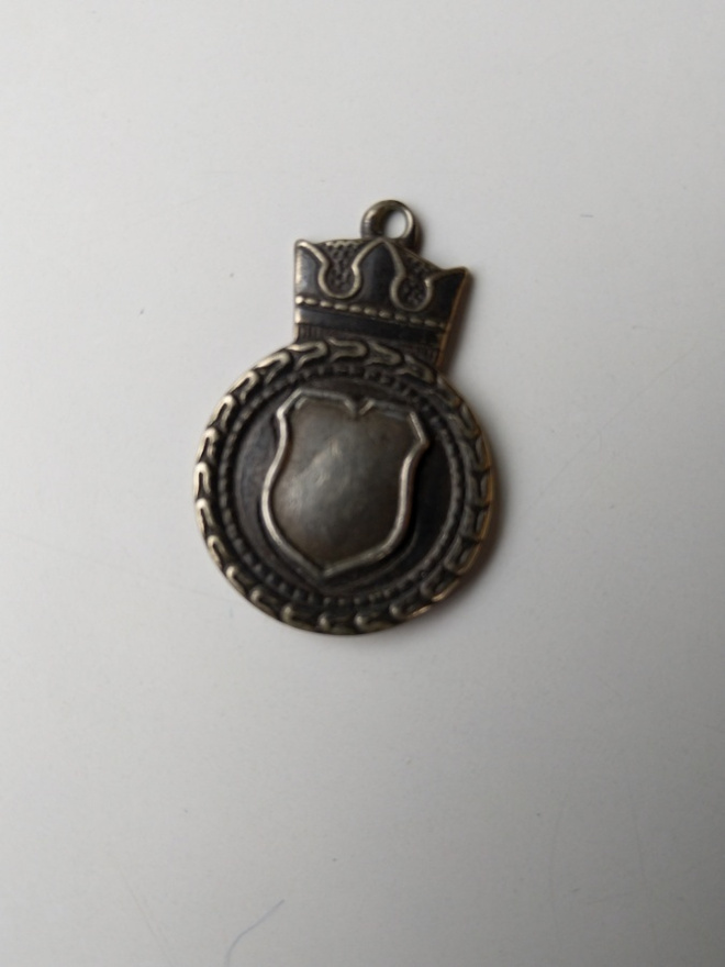E&P 40 Norge Coat of Arms pendant