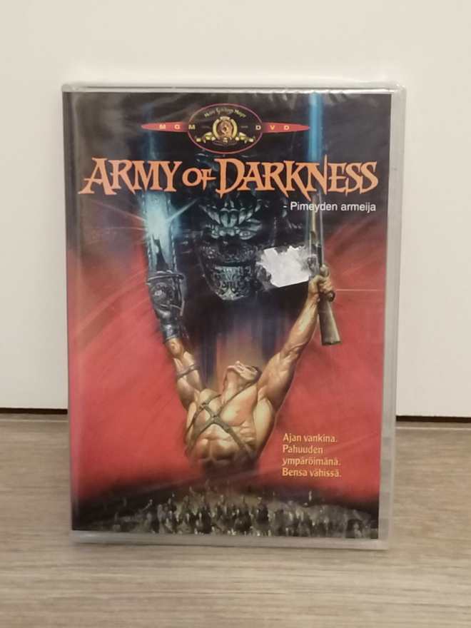 Army of Darkness - Pimeyden armeija (UUSI)