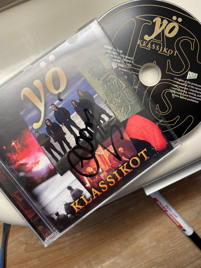 Yö . Klassikot Olli Lindholm nimmari CD
