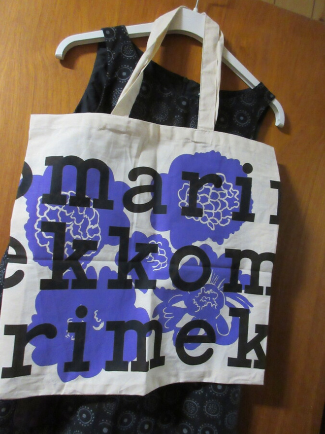 MARIMEKKO KASSI VIOLETEIN KUKKASIN