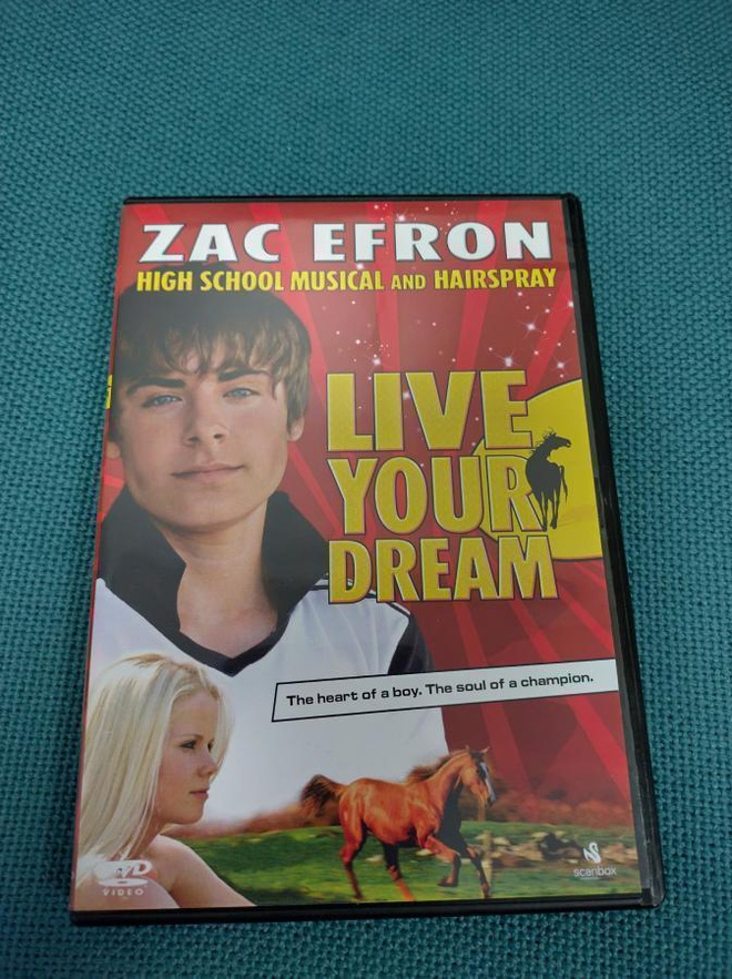 LIVE YOUR DREAM (Zac Efron) FI-julkaisu***