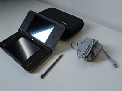 Nintendo DSi XL (Dark Brown) käsikonsoli