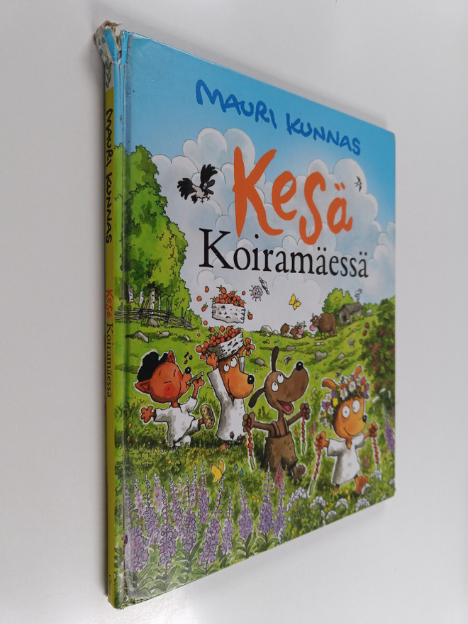 Mauri Kunnas : Kesä Koiramäessä