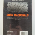 Ross Macdonald : Tuomitsijat - pikkukuva 2