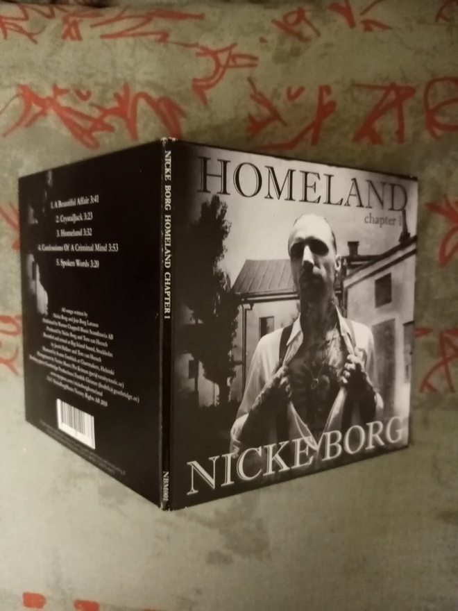 CD NICKE BORG HOMELAND  : Chapter 1 ( SIS POSTIKULU  )