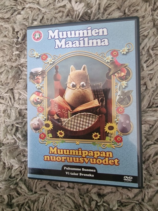 Muumien maailma - Muumipapan nuoruusvuodet