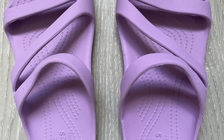 CROCS KADEE LIILAT SANDAALIT koko W8 (38/39)