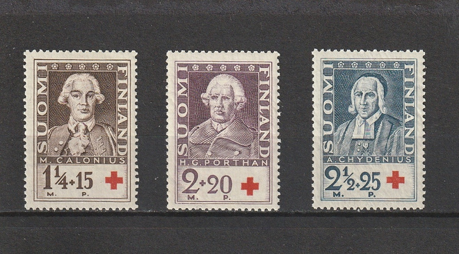 1935 PunainenRisti-sarjan merkit leimaamattomina**