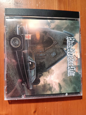 CD: Blüe Öyster Cult - On Your Feet or On Your Knees