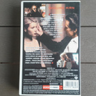 VHS: Täydellinen Murha (Michael Douglas,Gwyneth Paltrow 1998 - pikkukuva 2