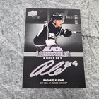 Rasmus Kupari 2021-22 Black Lustrous Rookies Auto - pikkukuva 1