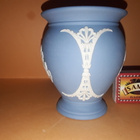 WEDGWOOD UPEA PIENEMPI KORISTE UURNA - pikkukuva 3