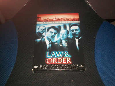 law&order the first year 6dvd