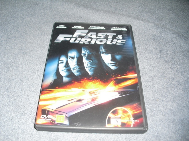 FAST & FURIOUS (Paul Walker)***