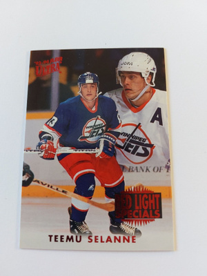 1993-94 Ultra Red Light Specials #10 Teemu Selänne