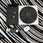 DJ Hero Xbox360 ohjain ja Logitech mikrofoni - pikkukuva 1