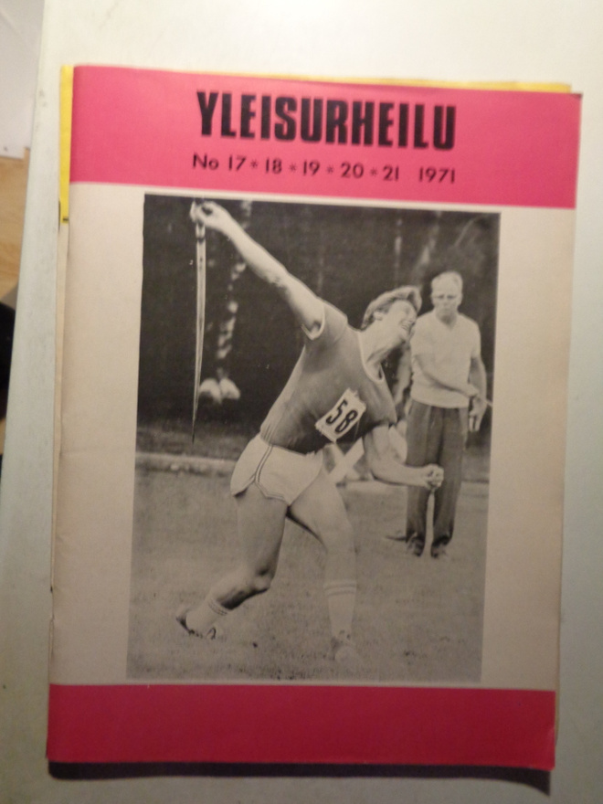 Yleisurheilu lehti Nro 17-21/1971 (27.11)