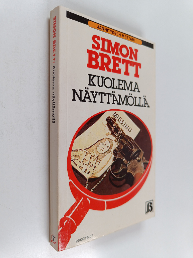 Simon Brett : Kuolema näyttämöllä