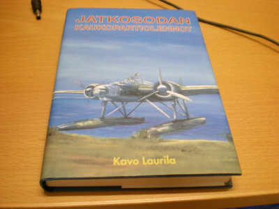 Kavo Laurila: Jatkosodan kaukopartiolennot