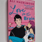 Ali Hazelwood : Love on the brain - pikkukuva 1