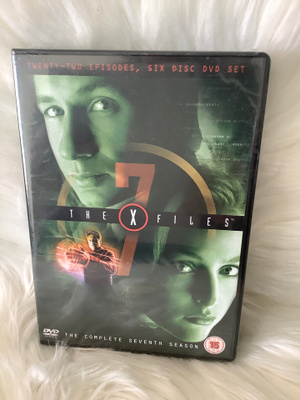 THE X-FILES KAUSI 7   (UUSI,MUOVEISSA)
