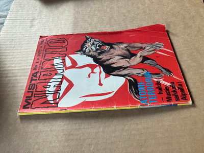 MUSTANAAMIO 2/1977