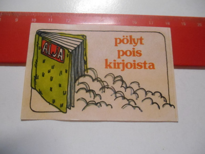 Jenkki Tarra-Jenkki # pölyt pois kirjoista