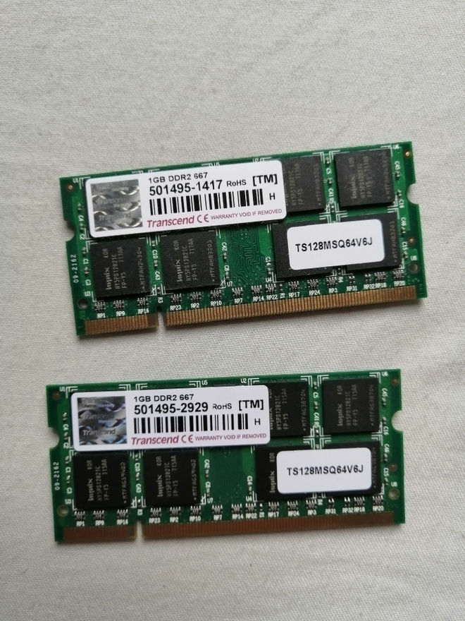 Muistikammat (2 x 1 GB, Transcend)