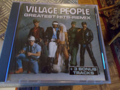 CD VILLAGE PEOPLE ** GREATEST HITS - REMIX **