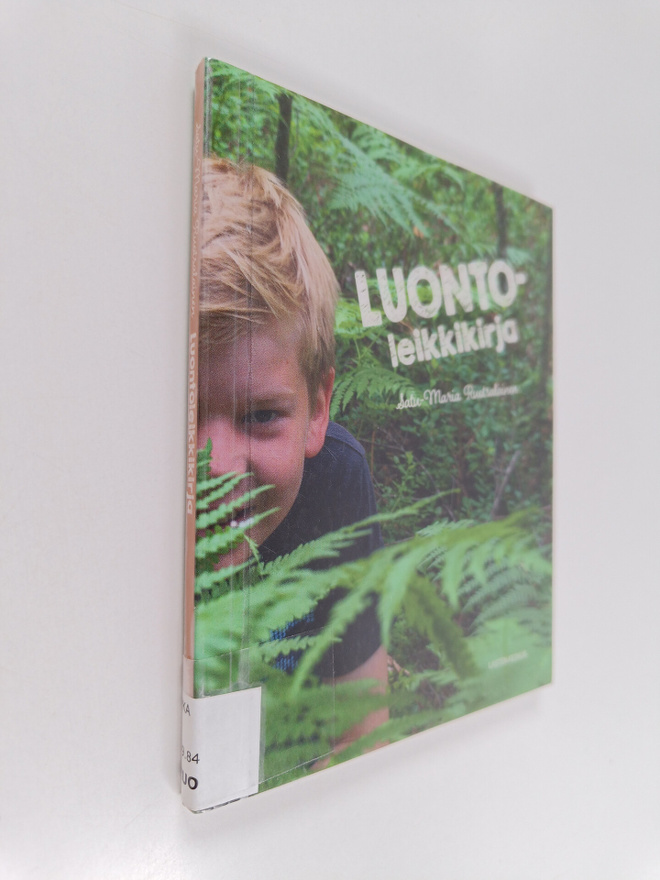 Satu-Maria Ruotsalainen : Luontoleikkikirja