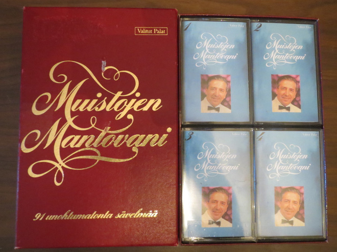 Valitut Palat: Muistojen Mantovani neljän c-kasetin boxi
