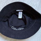 CALVIN KLEIN MUSTA LIERIHATTU - pikkukuva 4