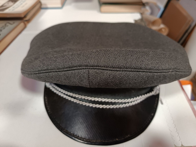Suomen armeija lippalakki, vanha malli