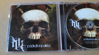 HB: Pääkallonpaikka CD