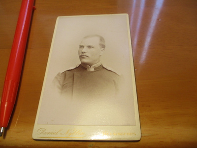 Sotilas visiittikorttikuva 6x10cm Daniel Nyblin