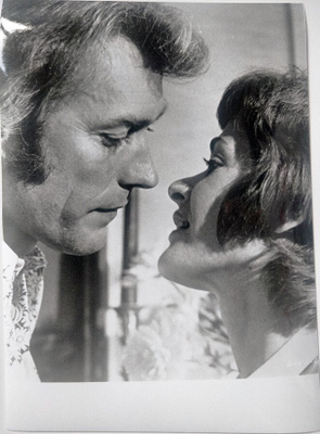 Pressikuva: Yön painajainen (Clint Eastwood)