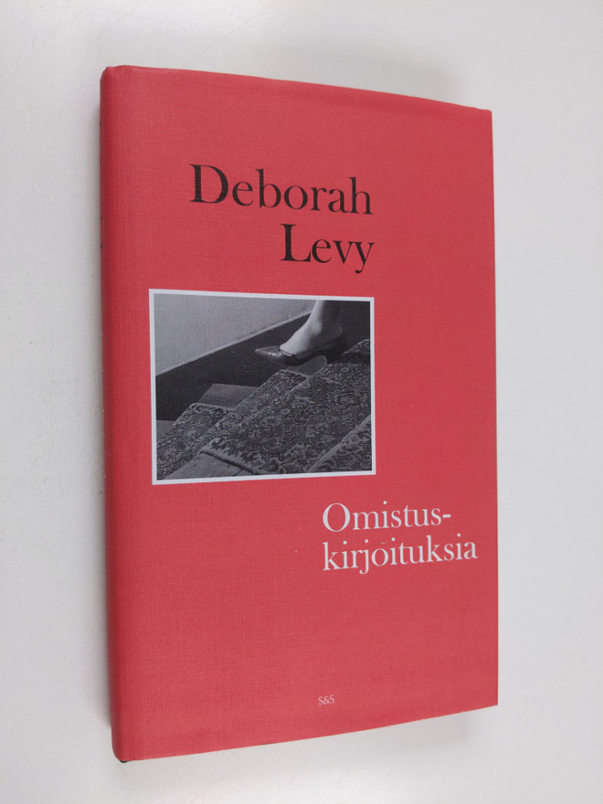 Deborah Levy : Omistuskirjoituksia