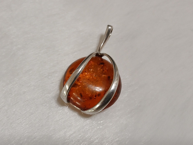 Upea Meripihka Hopea riipus 925, baltic amber